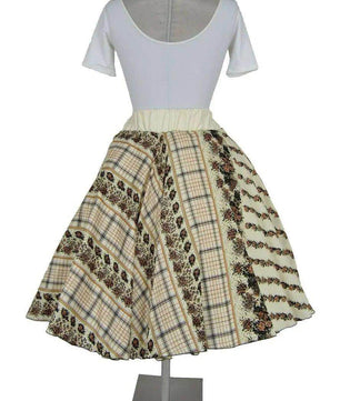 Costume donna dal taglio anni '50 per musical o danza