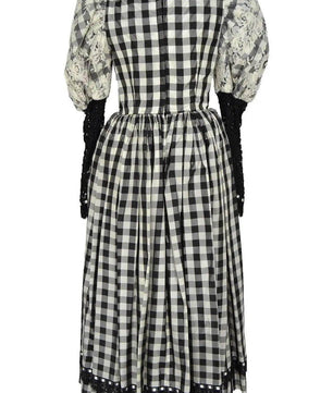 Noleggio abito donna fantasioso del '500 o '800 per Carnevale, Halloween o gothic - storico
